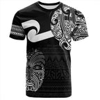 New Zealand Tino Rangatiratanga Maori Mask Black T-Shirt For Men/Women