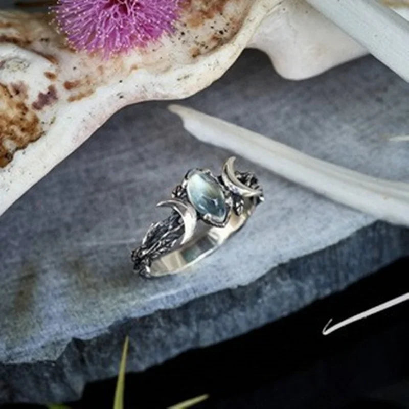 Celestial Glow Moon Ring Vintage Zircon Sparkle
