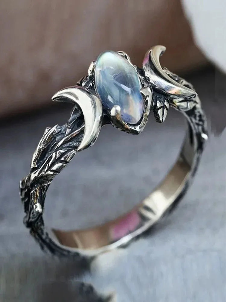Celestial Glow Moon Ring Vintage Zircon Sparkle