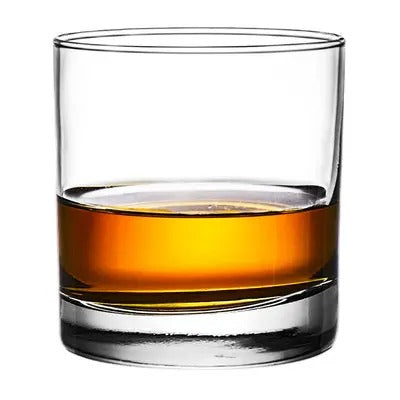 The Gentleman's Glass – Classic Whiskey Tumblers for Refined Tastes